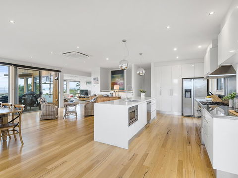 Aireys Ocean View - Accommodation Tasmania 1