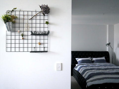 UrbanSuite The Wild Rosa Inn - Accommodation Tasmania 1