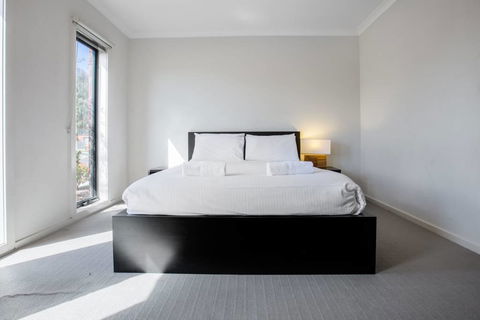 Holiday Rose - Accommodation Tasmania 0
