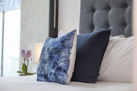 Signature Waterfront Apartments - Accommodation Tasmania 25