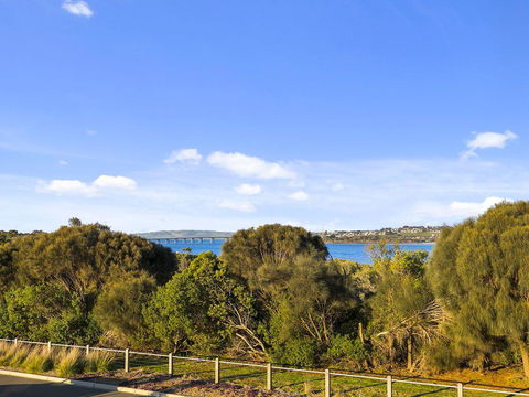 Bunya By The Sea - Accommodation Tasmania 24