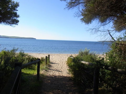 Black Dolphin Beach Penthouse - Accommodation Tasmania 3