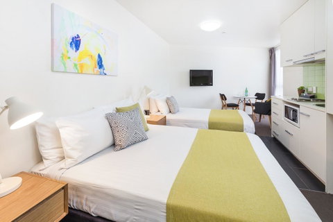 City Edge North Melbourne Apartment Hotel - Accommodation Tasmania 12