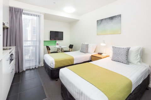 City Edge North Melbourne Apartment Hotel - Accommodation Tasmania 6