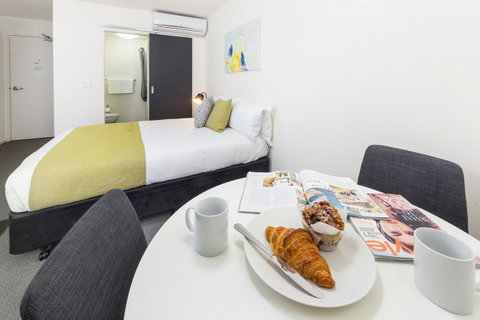 City Edge North Melbourne Apartment Hotel - Accommodation Tasmania 4