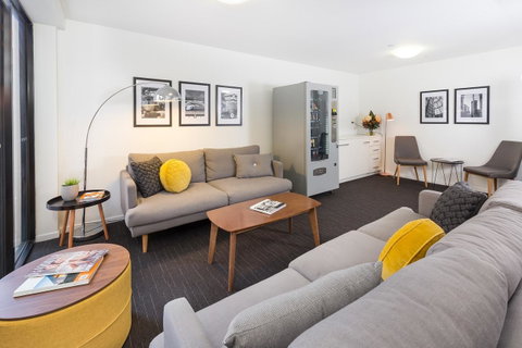 City Edge North Melbourne Apartment Hotel - Accommodation Tasmania 18