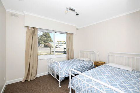 The Hill House - Accommodation Tasmania 2