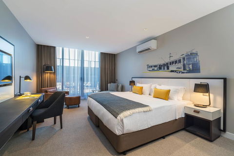 Peppers Docklands - Accommodation Tasmania 0