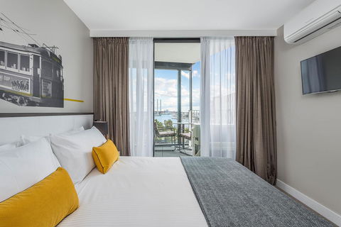 Peppers Docklands - Accommodation Tasmania 29