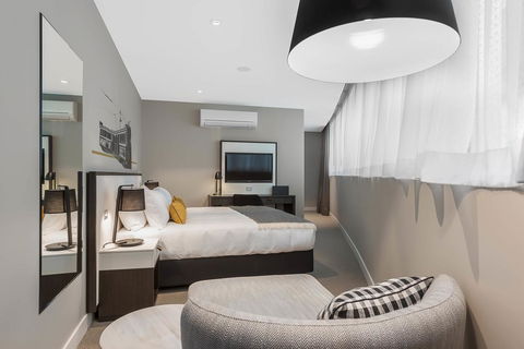 Peppers Docklands - Accommodation Tasmania 14