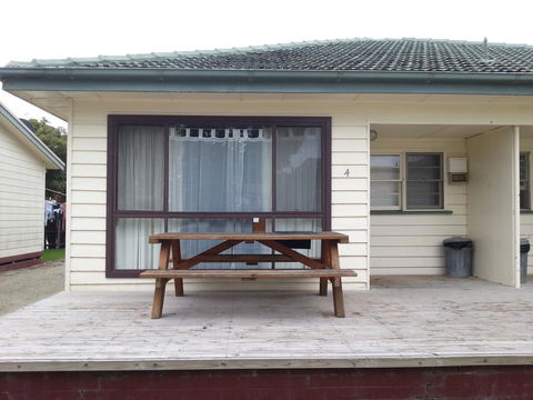 Beachcomber Holiday Units - Accommodation Tasmania 23