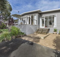 Sunset on Scott - Relax in tranquility  style - Accommodation Tasmania