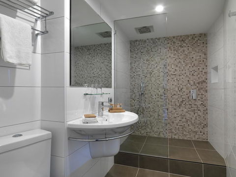 Hotel Grand Chancellor Melbourne - Accommodation Tasmania 6