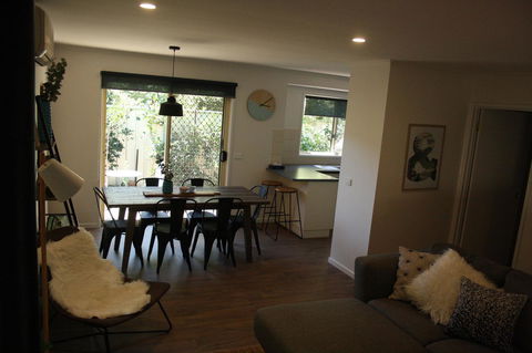 4 Autumn Grove - Accommodation Tasmania 13