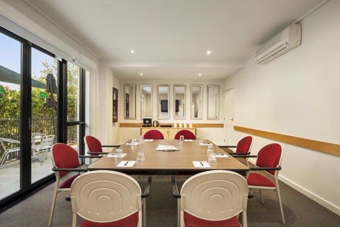 Quest Frankston - Accommodation Tasmania 13