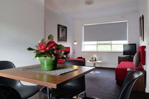 MAC South Yarra By Melbourne Apartment Collection - Accommodation Tasmania 6
