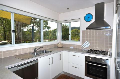 Blue Ridge Retreat - Accommodation Tasmania 8