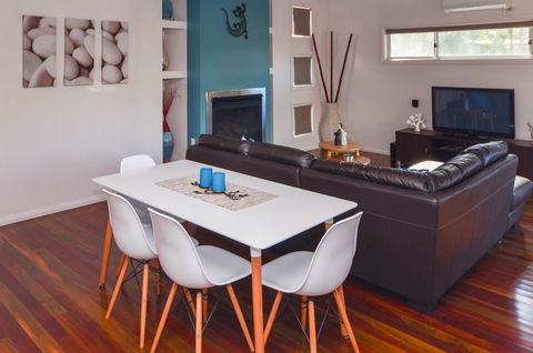 Blue Ridge Retreat - Accommodation Tasmania 2