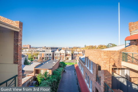 Clocktower Apartment Hotel - Accommodation Tasmania 17