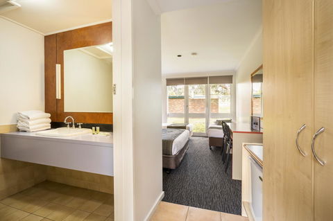 Burvale Hotel - Accommodation Tasmania 8