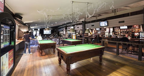 Burvale Hotel - Accommodation Tasmania 24