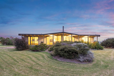 Limosa Rise - Accommodation Tasmania 34