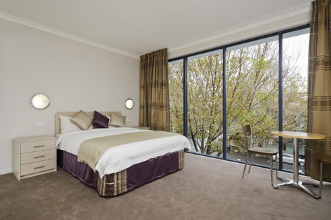 Carlton Lygon Lodge - Close To Melbourne Uni - Accommodation Tasmania 6