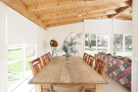 Beechworth Cedar Cottages - Accommodation Tasmania 3