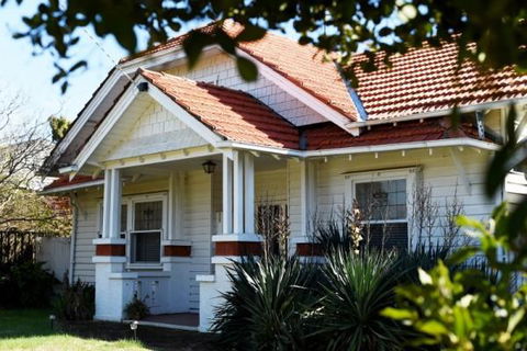 The Californian - Accommodation Tasmania 0