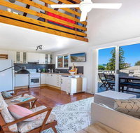 The Chalet at Callala Beach - beach house character - Accommodation Tasmania