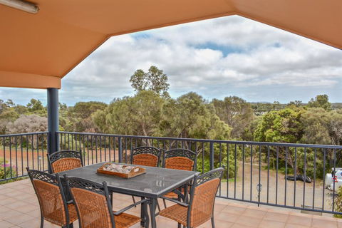 The Curly Seahorse - Accommodation Tasmania 0