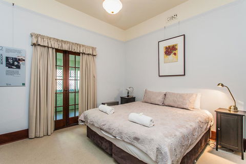 The Curtin Family Home - Accommodation Tasmania 2