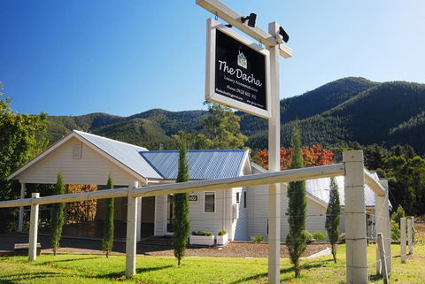 The Dacha - Accommodation Tasmania 0