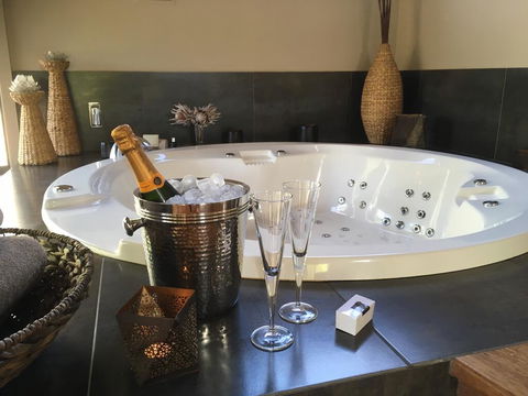 The Edge Villa - Accommodation Tasmania 3