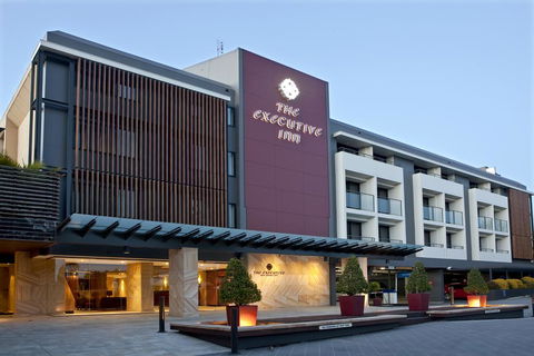 The Executive Inn, Newcastle - Accommodation Tasmania 1