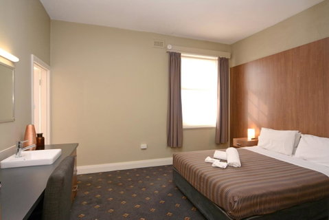 The Formby Hotel - Accommodation Tasmania 0