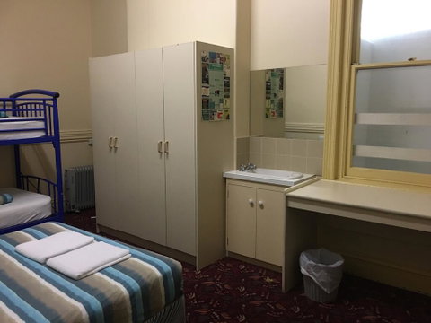 The Formby Hotel - Accommodation Tasmania 1