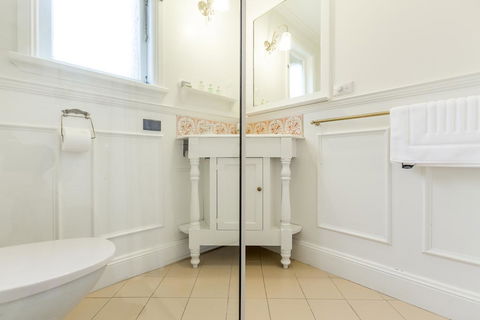 The Graces Beechworth - Accommodation Tasmania 1