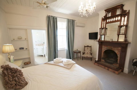 The Graces Beechworth - Accommodation Tasmania 0