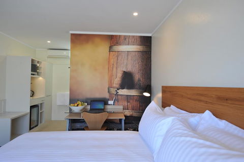 The Griff Motel - Accommodation Tasmania 0
