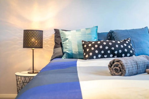 The Heart Of Northbridge With Complimentary Parking, Wifi & Netflix - Accommodation Tasmania 1