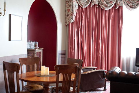 The Hotel Windsor - Accommodation Tasmania 3