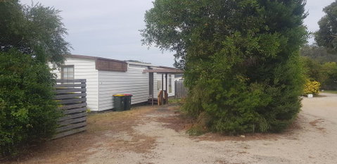 The Hut - Accommodation Tasmania 3