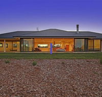 The Junction - contemporary meets river country - Accommodation Tasmania