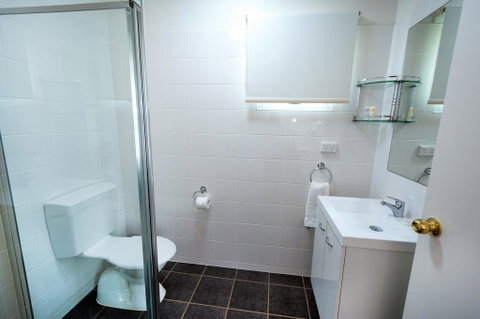The Leprechaun Resort - Accommodation Tasmania 2