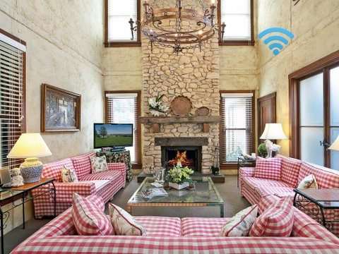 The Lodge @ Linden Hall - Accommodation Tasmania 0