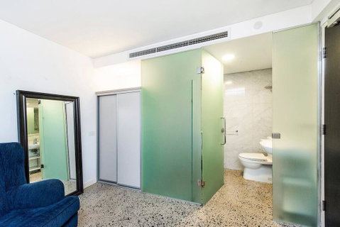 The Nest - Stylish Space In Northbridge Area And Roof Terrace - Accommodation Tasmania 2