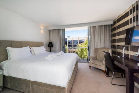 The Nest - Trendy Studio Near City Centre With Roof Terrace - Accommodation Tasmania 0