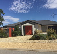 The Red Door - Accommodation Tasmania