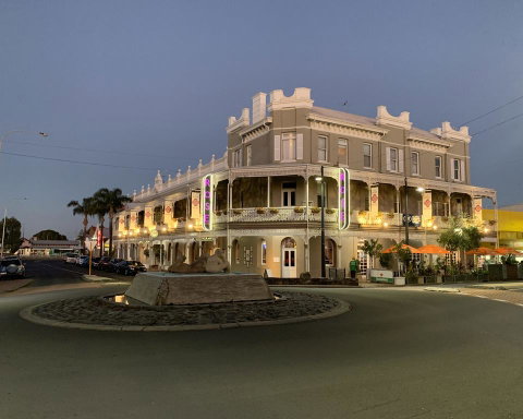 The Rose Hotel & Motel - Accommodation Tasmania 1